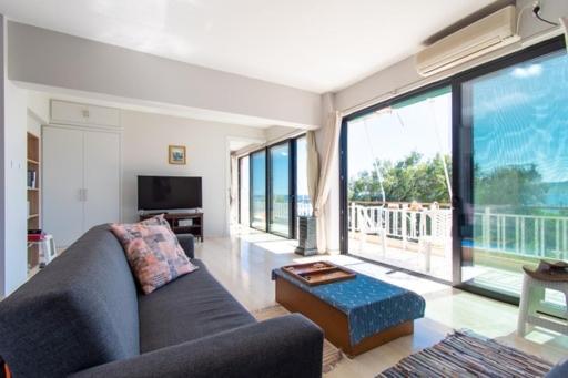 Lavish & Spacious Apt With Stunning Seaview, 10 Min Ath Airport Artemida  Exterior photo